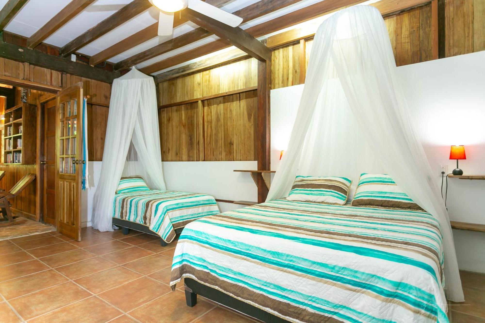 La Kukula Lodge Puerto Viejo de Talamanca Екстериор снимка